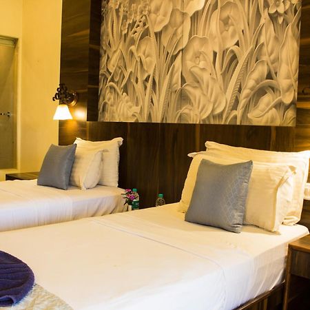 Luisa By The Sea Suites & Sea Front Rooms Mobor Extérieur photo