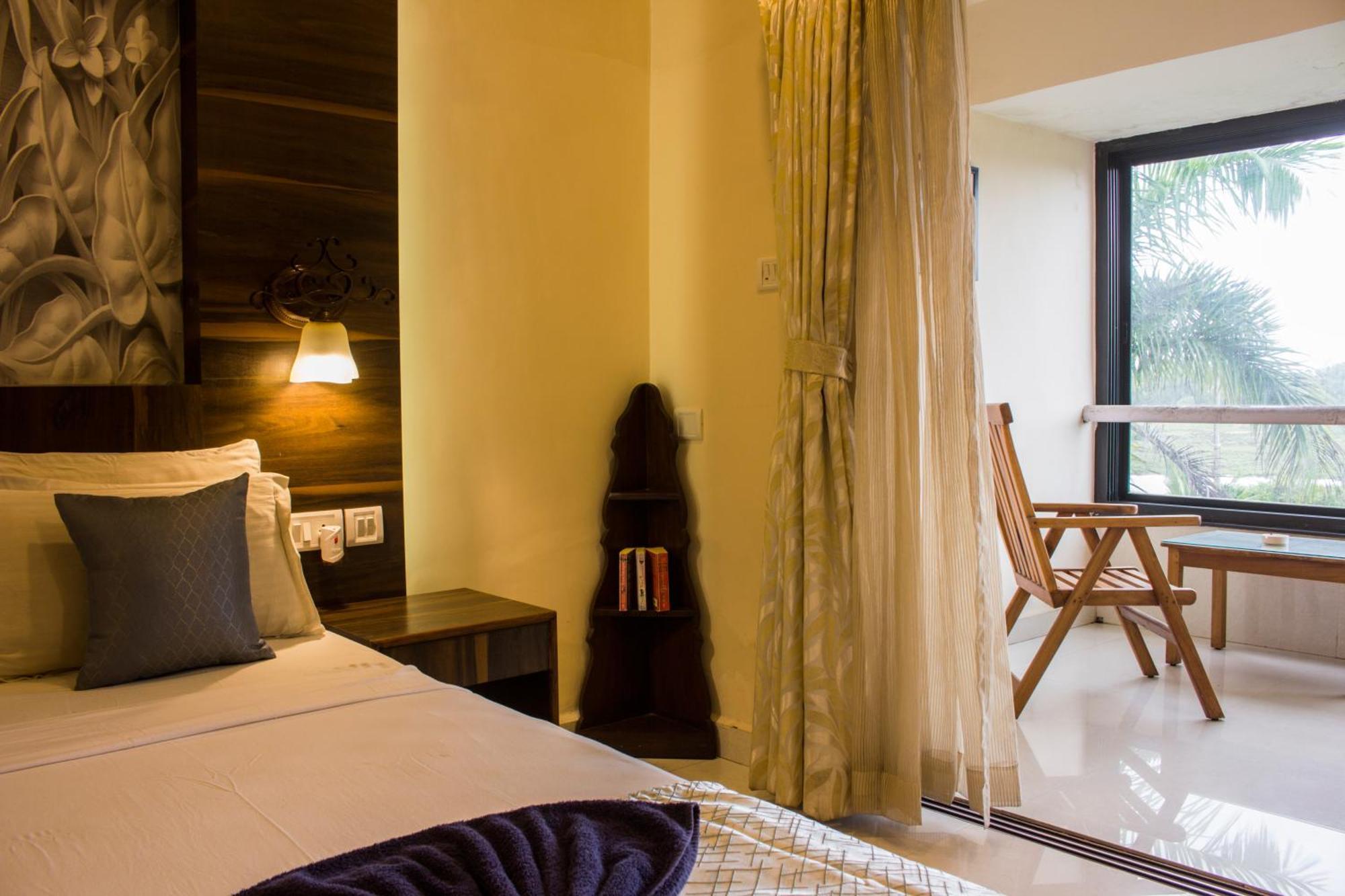 Luisa By The Sea Suites & Sea Front Rooms Mobor Extérieur photo