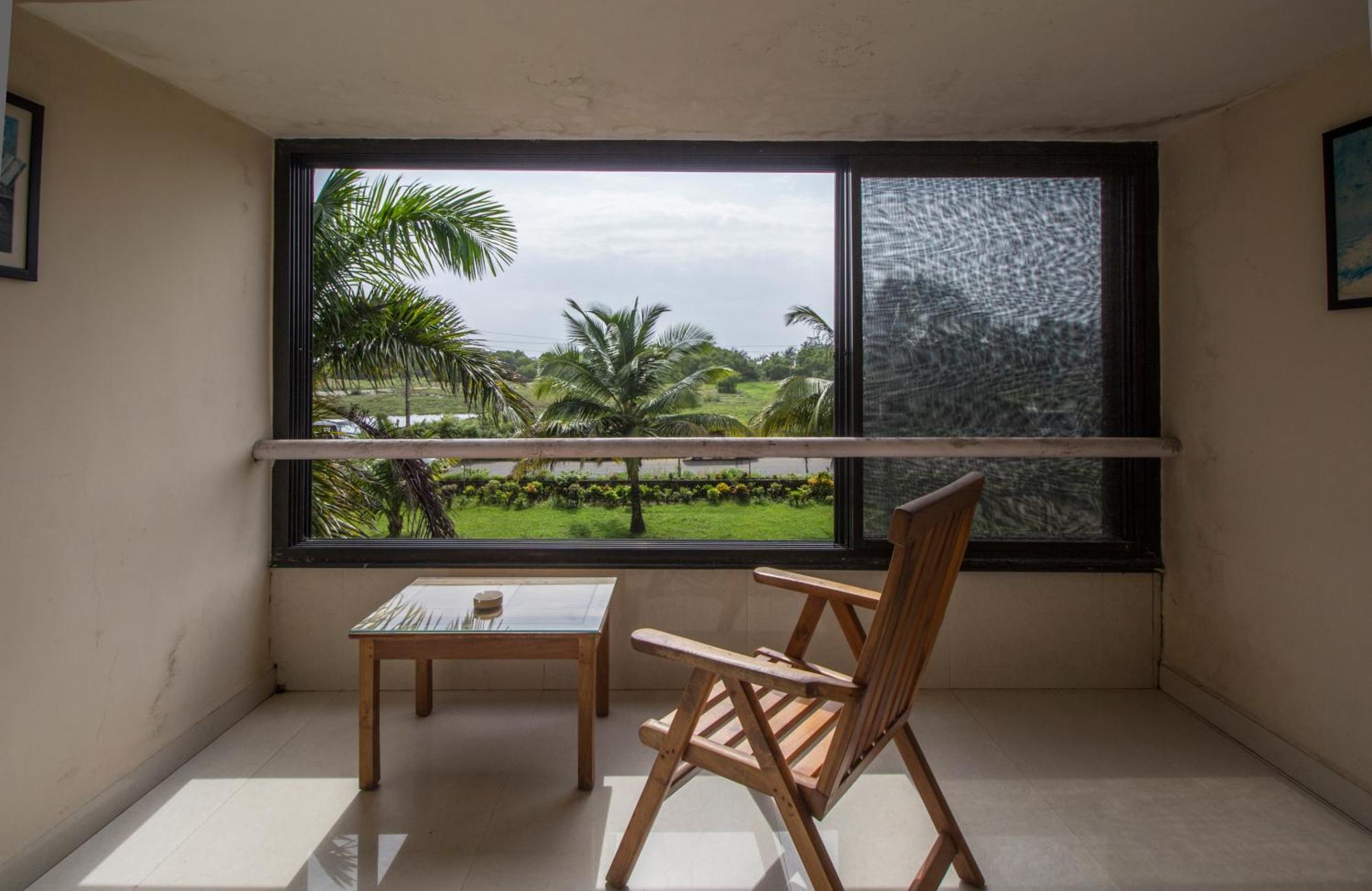 Luisa By The Sea Suites & Sea Front Rooms Mobor Extérieur photo