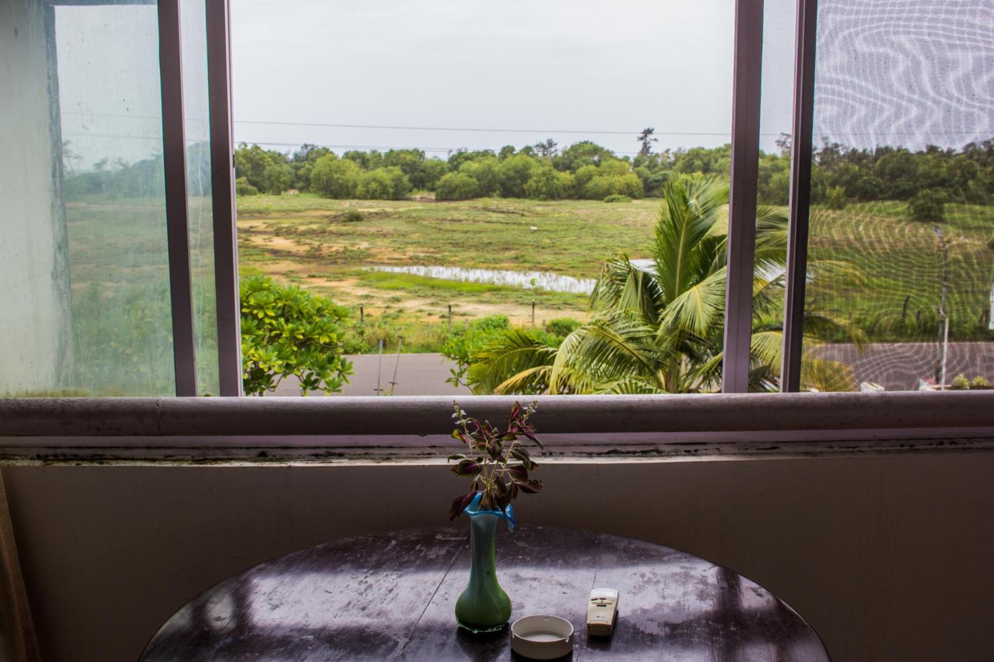 Luisa By The Sea Suites & Sea Front Rooms Mobor Extérieur photo